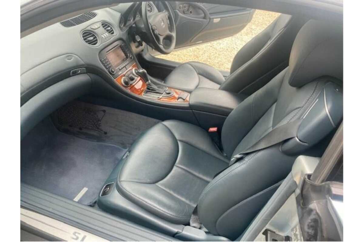 2005 Mercedes Benz SL500  R230