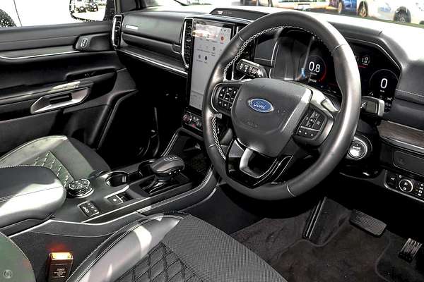 2025 Ford Everest Platinum L
