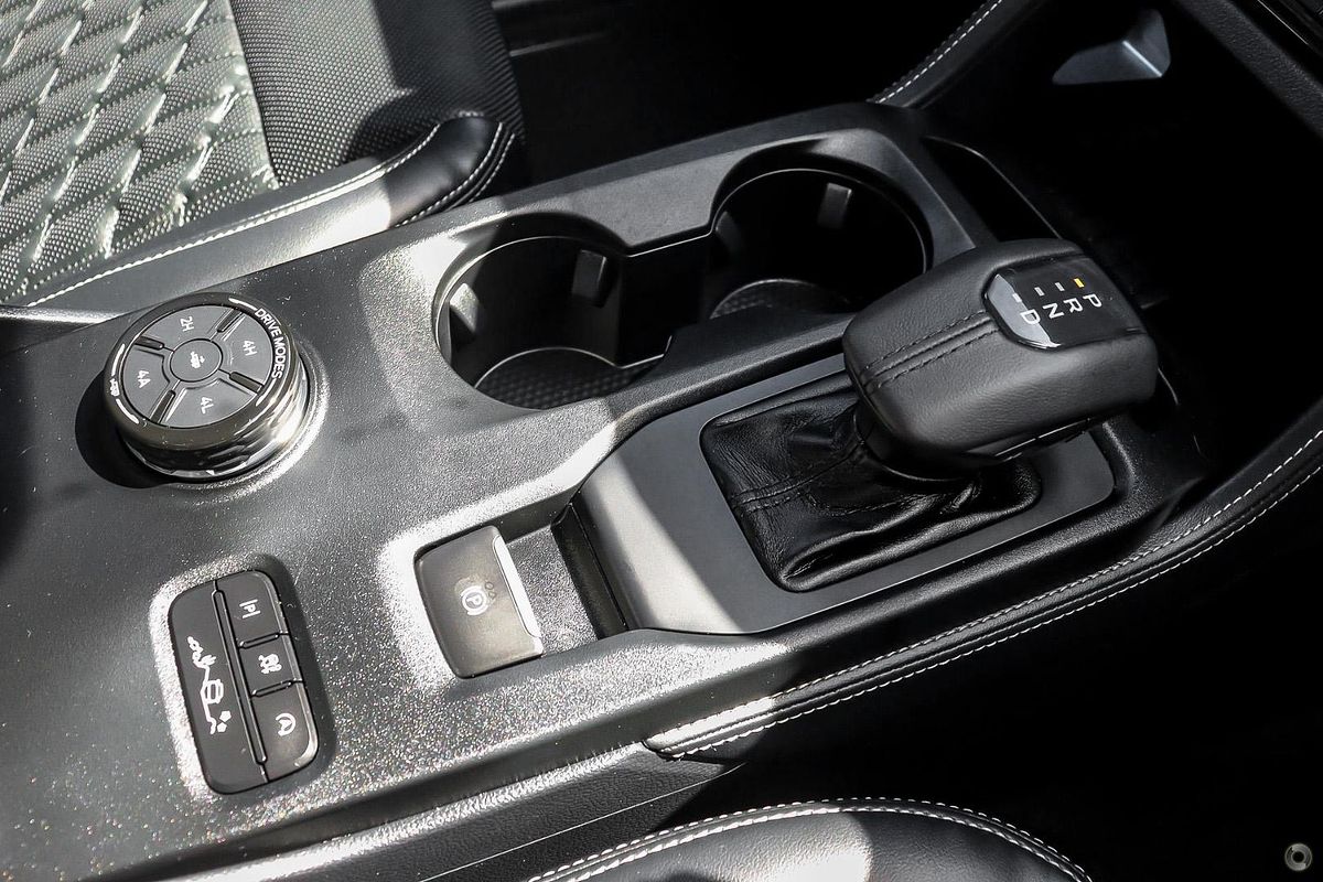 2025 Ford Everest Platinum L