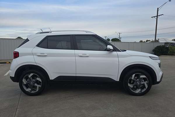 2024 Hyundai Venue Active QX.V5