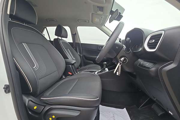2024 Hyundai Venue Active QX.V5