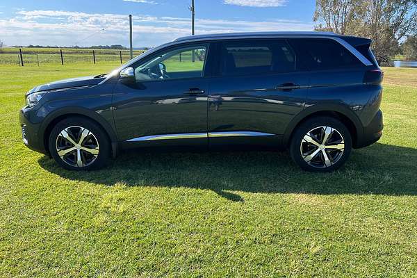 2018 Peugeot 5008 Allure P87