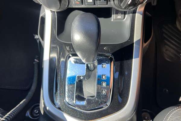 2015 Nissan Navara ST-X D23 4X4