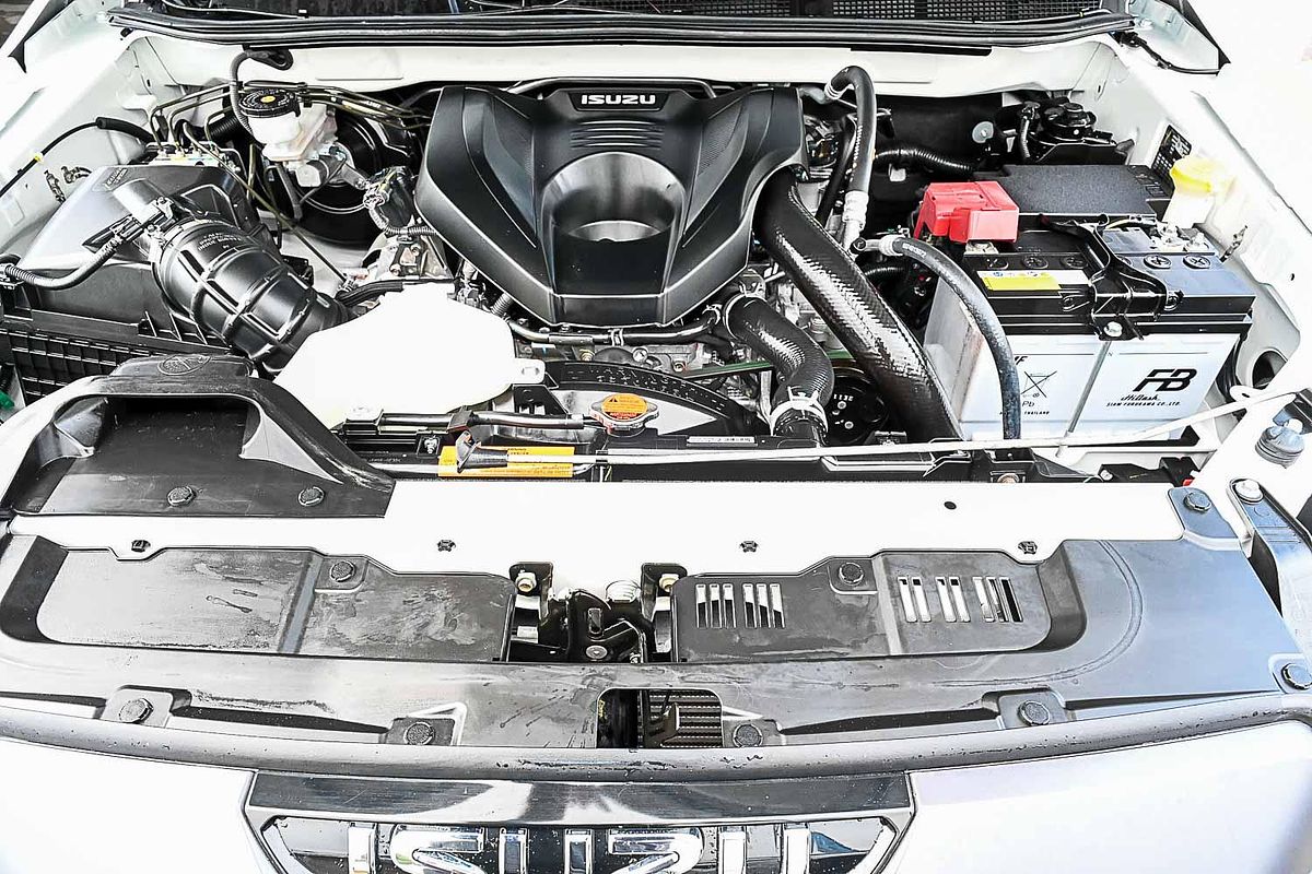 2023 Isuzu MU-X LS-T