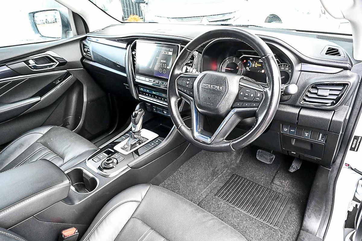 2023 Isuzu MU-X LS-T