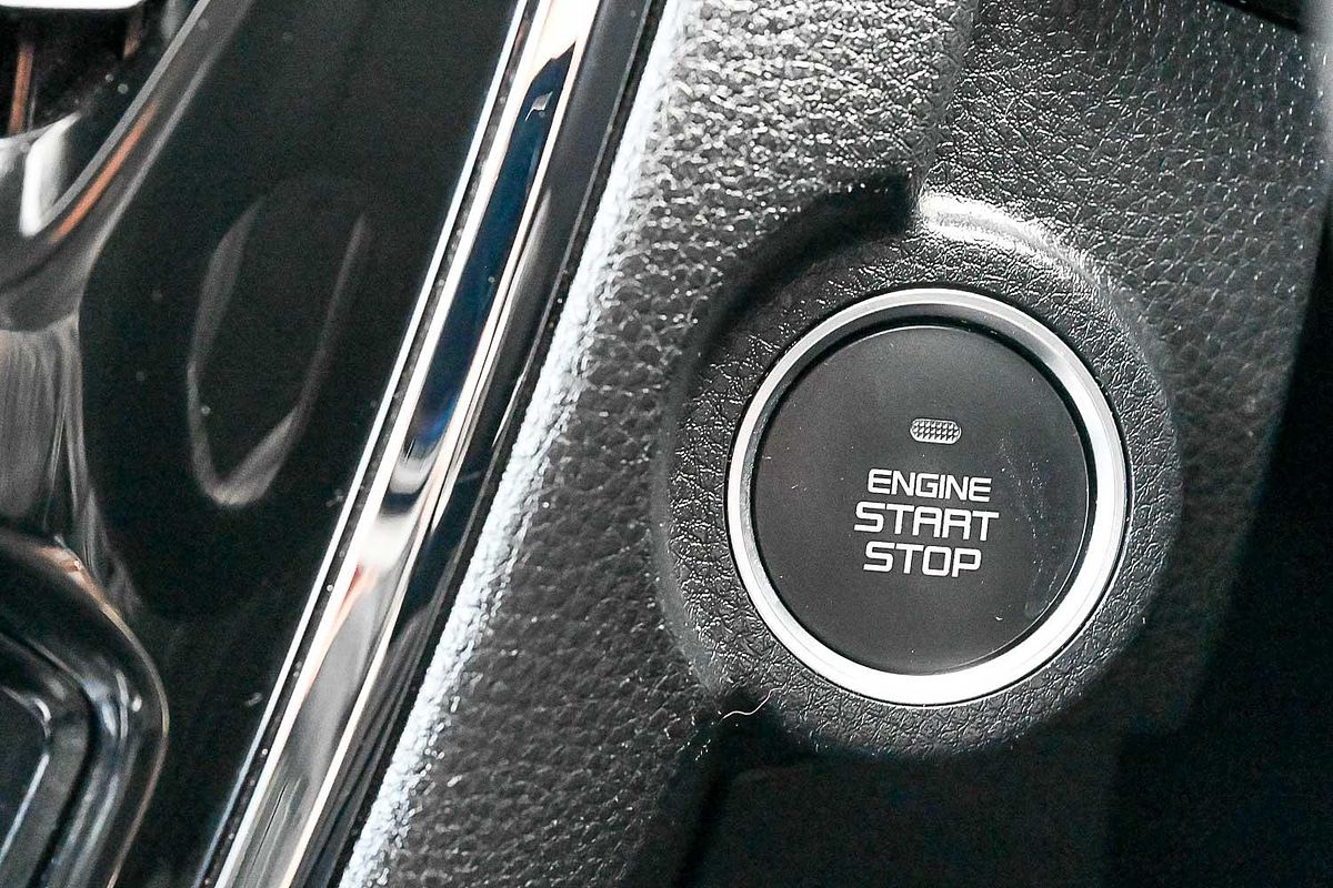 2023 Isuzu MU-X LS-T