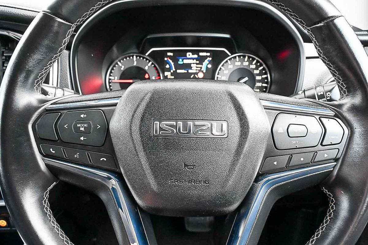 2023 Isuzu MU-X LS-T