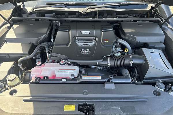 2023 Toyota Landcruiser VX FJA300R
