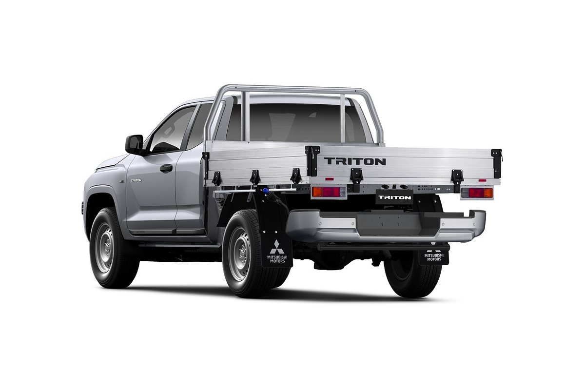 2025 Mitsubishi Triton GLX MV 4X4