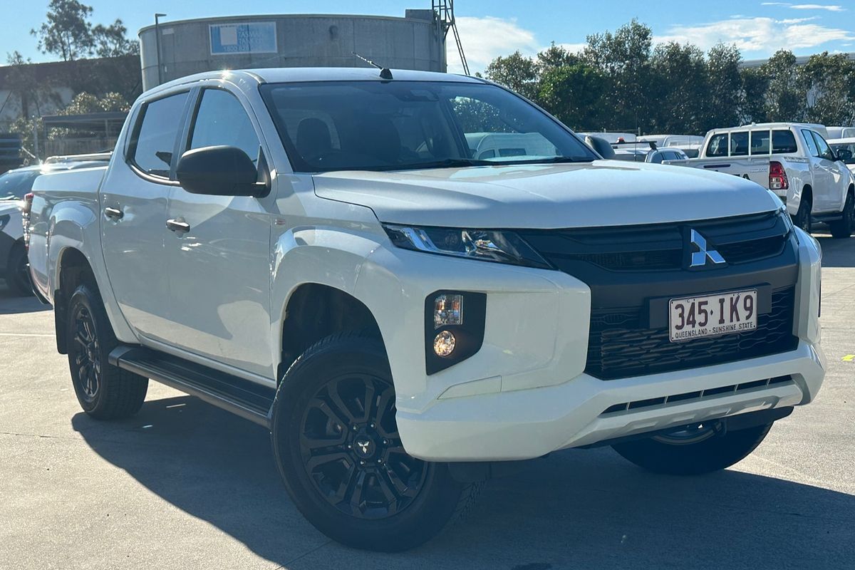 2023 Mitsubishi Triton GLX-R MR