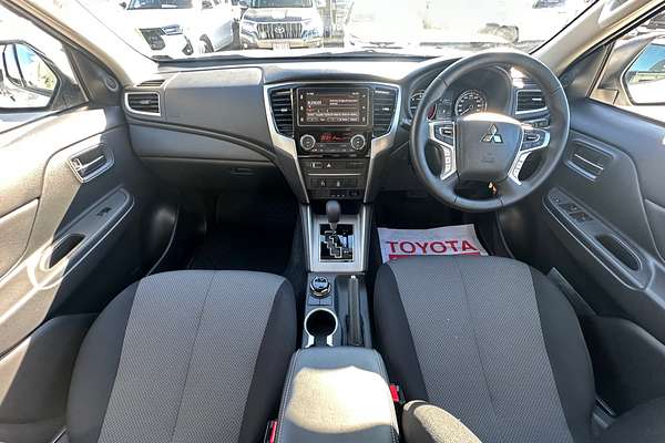 2023 Mitsubishi Triton GLX-R MR