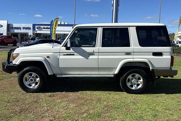 2019 Toyota Landcruiser GXL VDJ76R