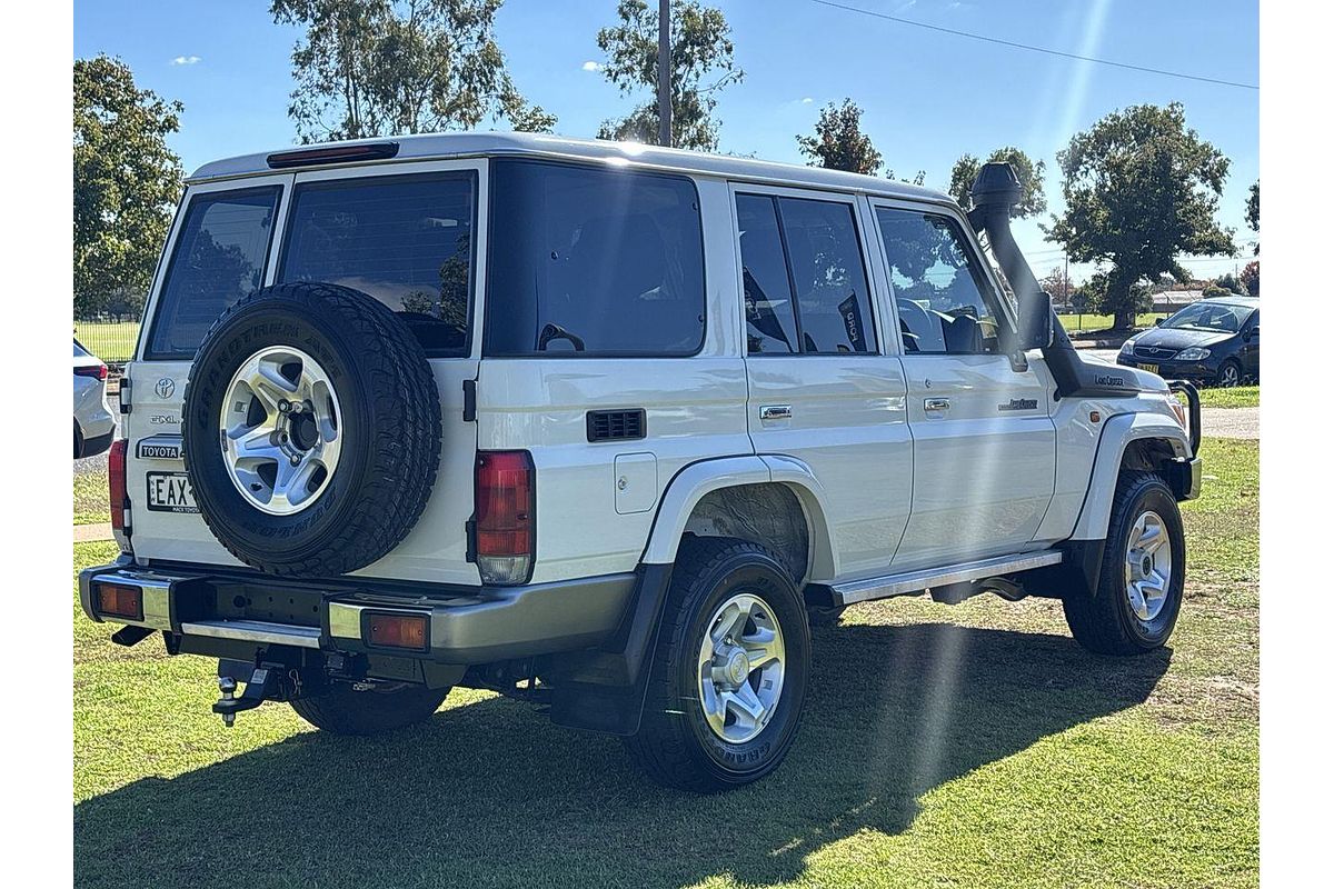 2019 Toyota Landcruiser GXL VDJ76R
