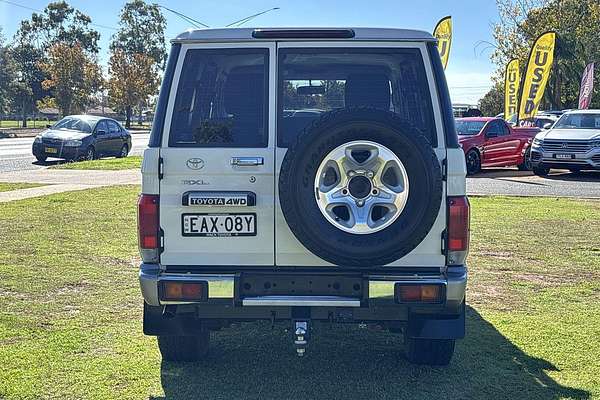 2019 Toyota Landcruiser GXL VDJ76R