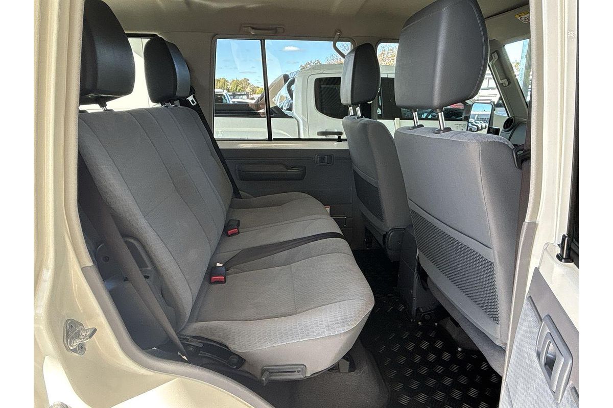 2019 Toyota Landcruiser GXL VDJ76R