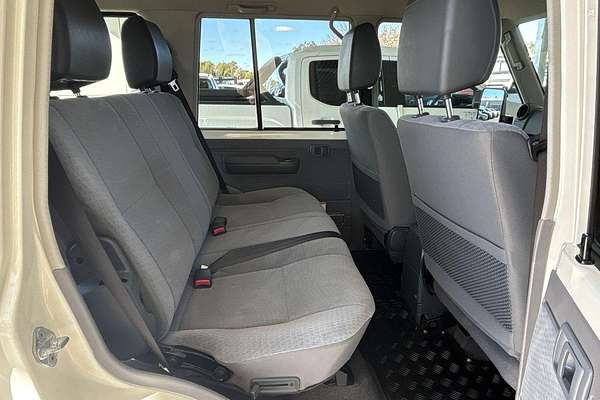 2019 Toyota Landcruiser GXL VDJ76R