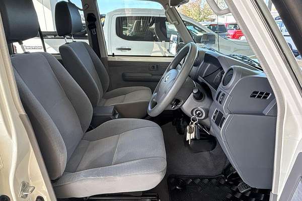2019 Toyota Landcruiser GXL VDJ76R