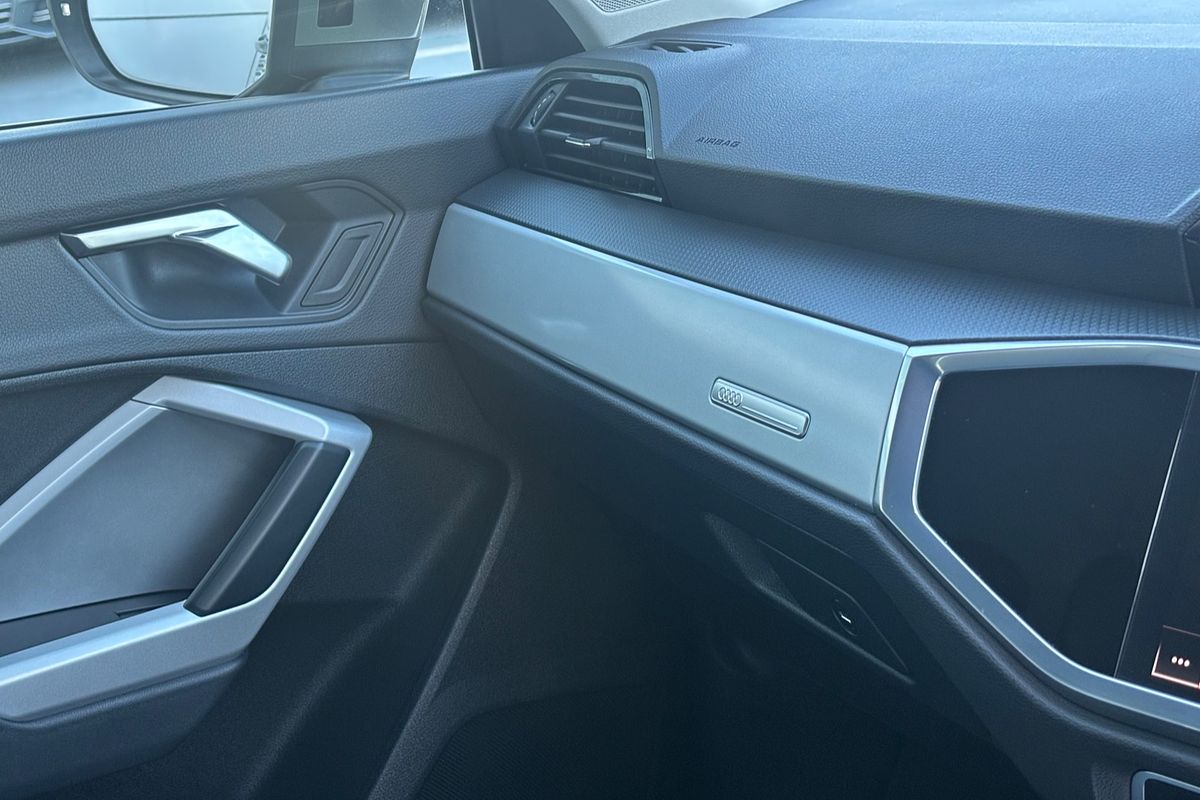 2023 Audi Q3 35 TFSI F3
