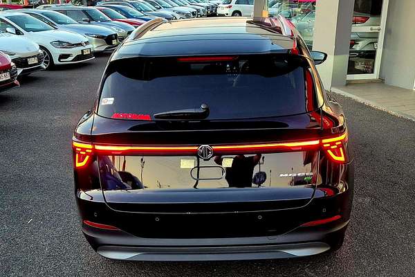 2025 MG MGS5 EV Essence 62 ZS3EM