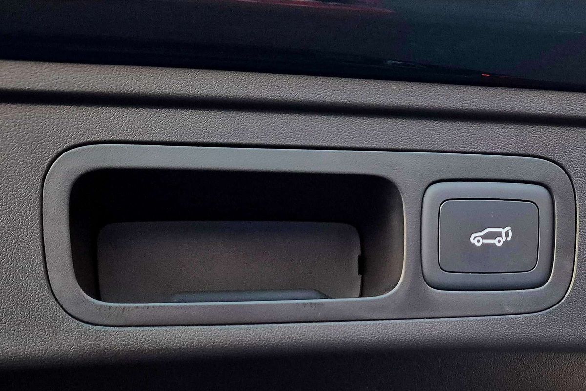 2025 MG MGS5 EV Essence 62 ZS3EM