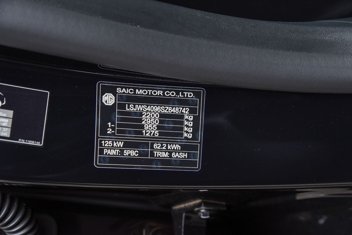 2025 MG MGS5 EV Essence 62 ZS3EM