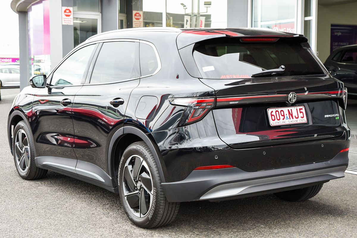 2025 MG MGS5 EV Essence 62 ZS3EM