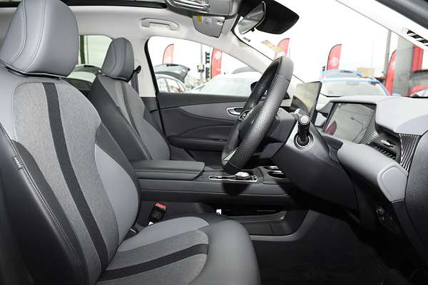 2025 MG MGS5 EV Essence 62 ZS3EM