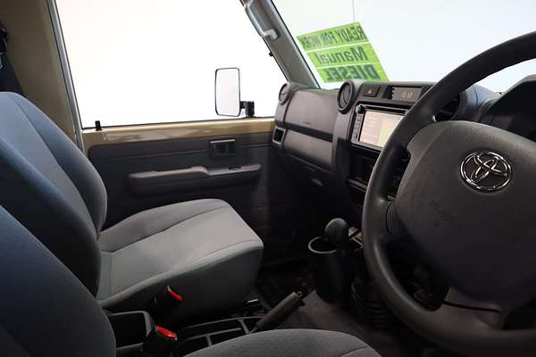 2022 Toyota Landcruiser GXL Troopcarrier VDJ78R
