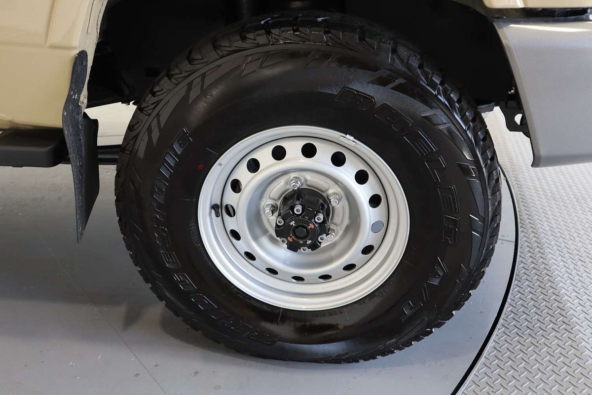2022 Toyota Landcruiser GXL Troopcarrier VDJ78R
