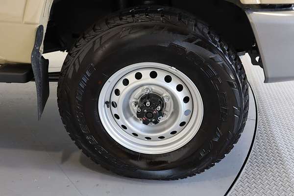 2022 Toyota Landcruiser GXL Troopcarrier VDJ78R
