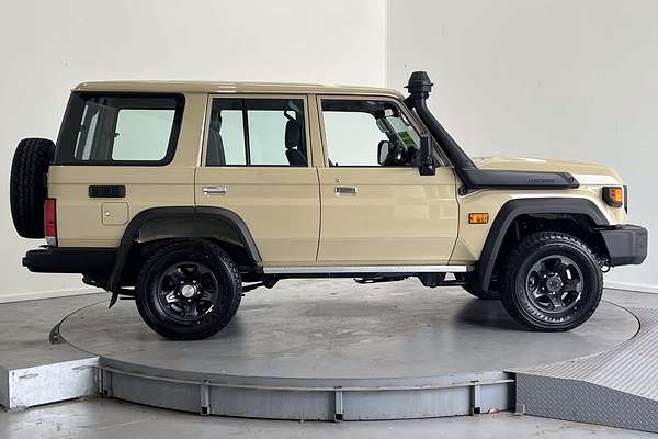 2023 Toyota Landcruiser GXL VDJL76R