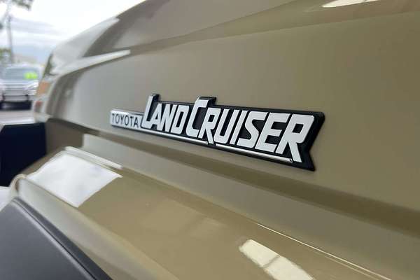 2023 Toyota Landcruiser GXL VDJL76R