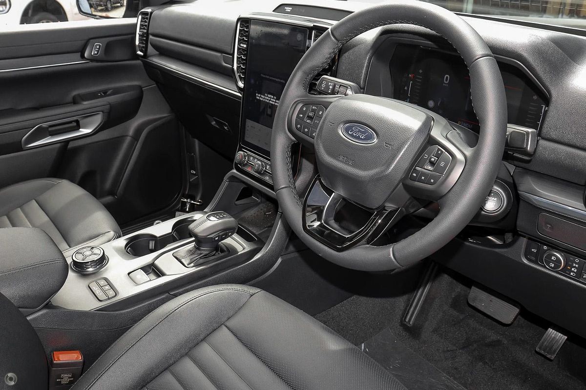 2025 Ford Everest Sport L