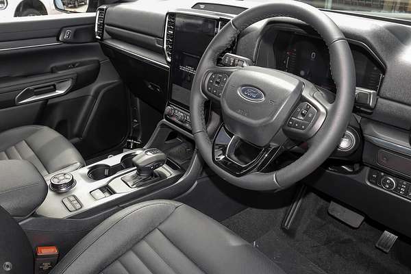 2025 Ford Everest Sport L
