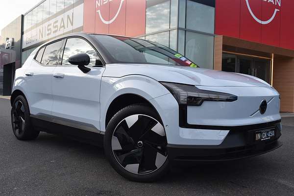 2024 Volvo EX30 Single Motor Extended Range Plus