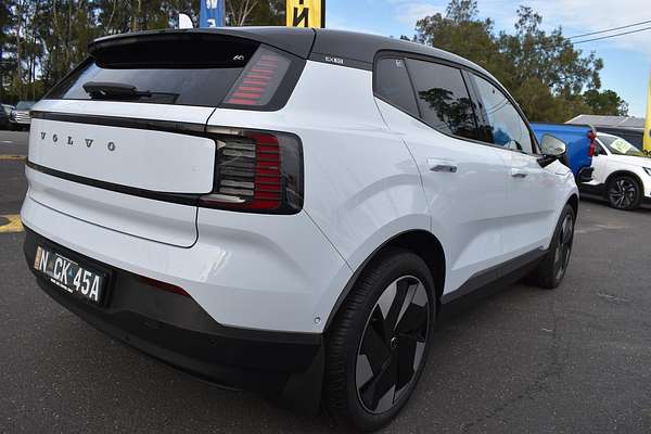 2024 Volvo EX30 Single Motor Extended Range Plus