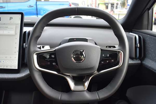 2024 Volvo EX30 Single Motor Extended Range Plus
