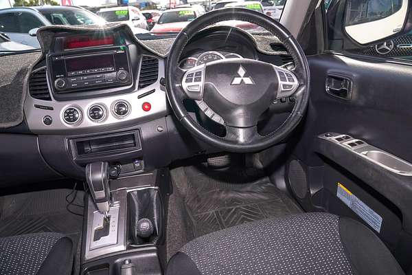 2015 Mitsubishi Triton GLX-R MN 4X4
