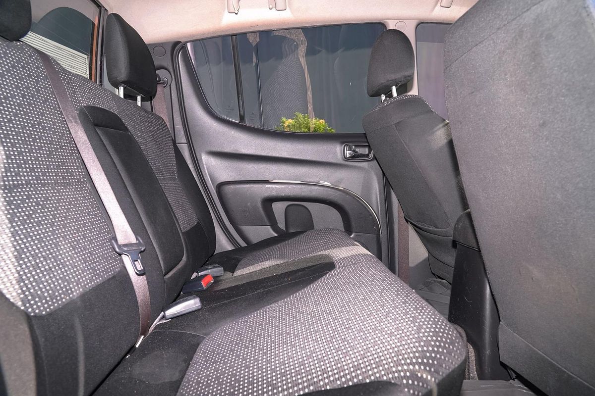 2015 Mitsubishi Triton GLX-R MN 4X4