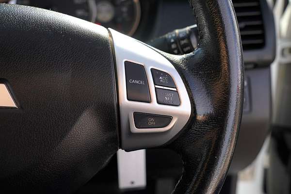 2015 Mitsubishi Triton GLX-R MN 4X4