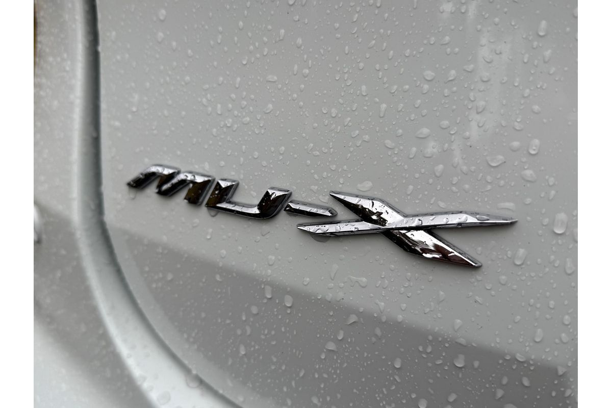 2025 Isuzu MU-X LS-M