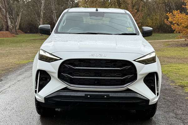 2025 Isuzu MU-X LS-M