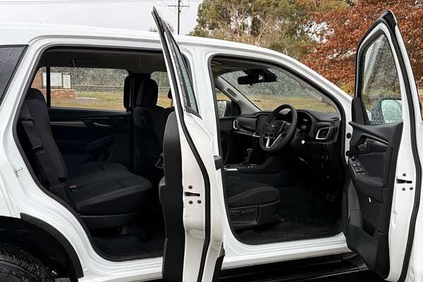 2025 Isuzu MU-X LS-M