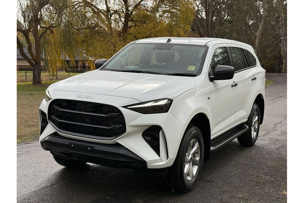 2025 Isuzu MU-X LS-M