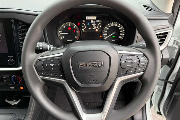2025 Isuzu MU-X LS-M