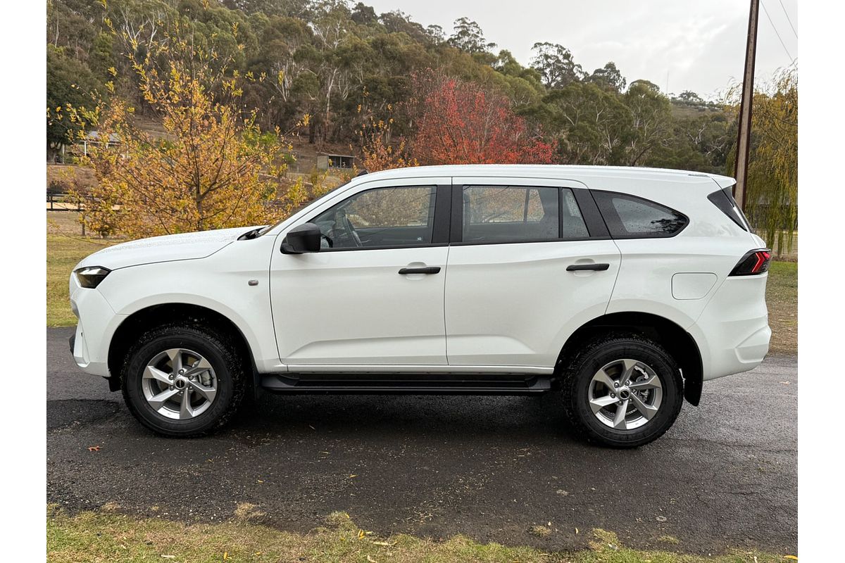 2025 Isuzu MU-X LS-M