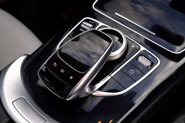 2015 Mercedes-Benz C-Class C200 W205