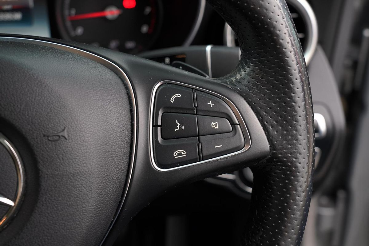 2015 Mercedes-Benz C-Class C200 W205