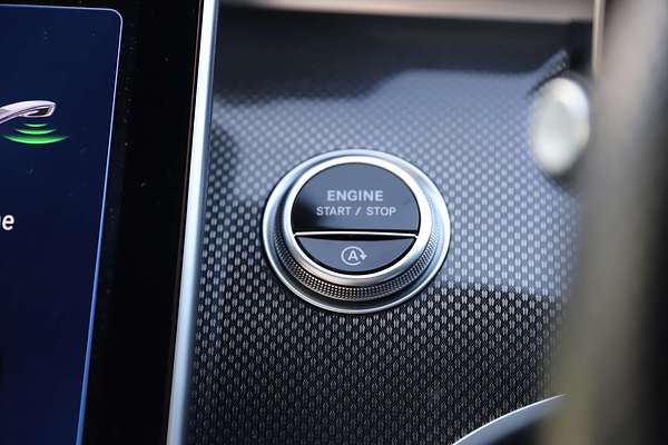 2022 Mercedes-Benz C-Class C200 W206