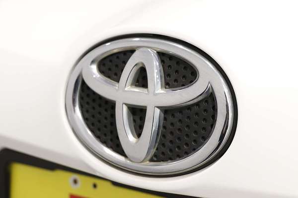2016 Toyota RAV4 GX ZSA42R